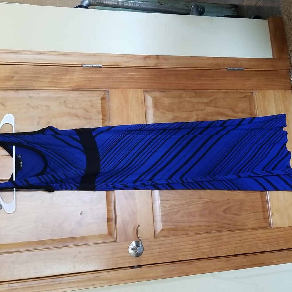 Black and blue light weight dress